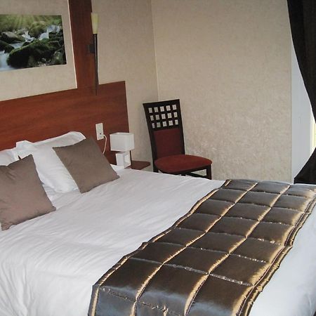 Hotel Restaurant Rive Gauche Bessines-sur-Gartempe Экстерьер фото