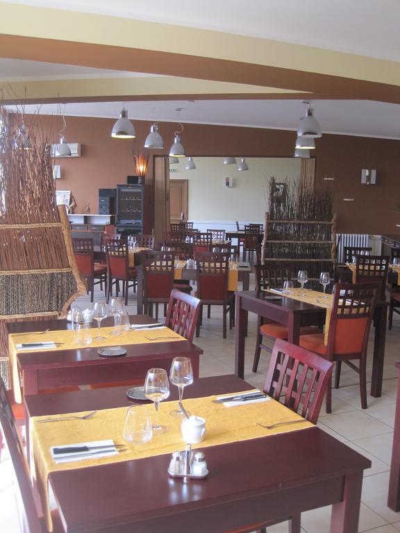 Hotel Restaurant Rive Gauche Bessines-sur-Gartempe Экстерьер фото