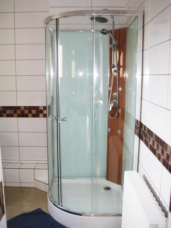 Hotel Restaurant Rive Gauche Bessines-sur-Gartempe Экстерьер фото