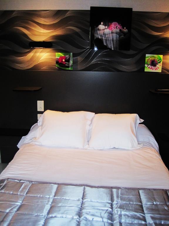 Hotel Restaurant Rive Gauche Bessines-sur-Gartempe Экстерьер фото